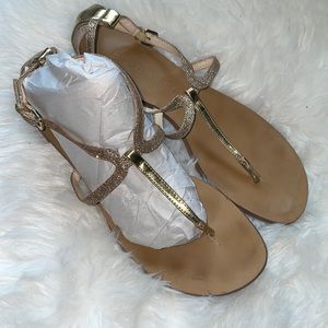 Boutique 9gold metallic and glitter flat sandals- SZ  7 1/2 - gently worn-